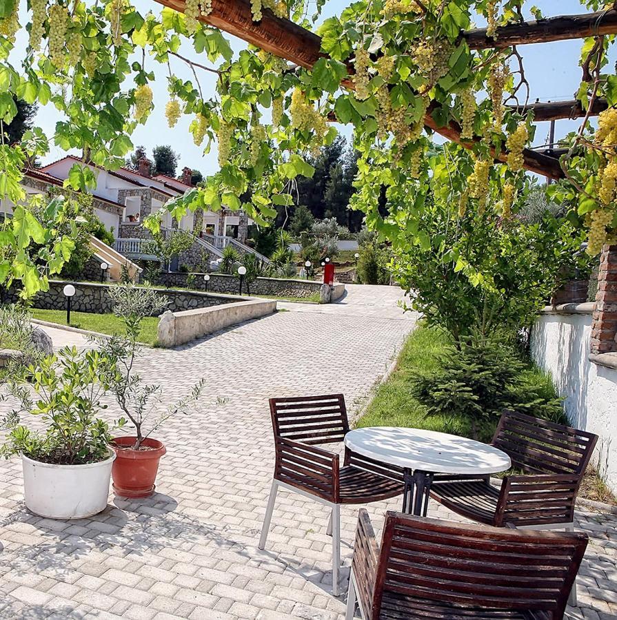 Chrouso Apartments Paliouri Eksteriør billede