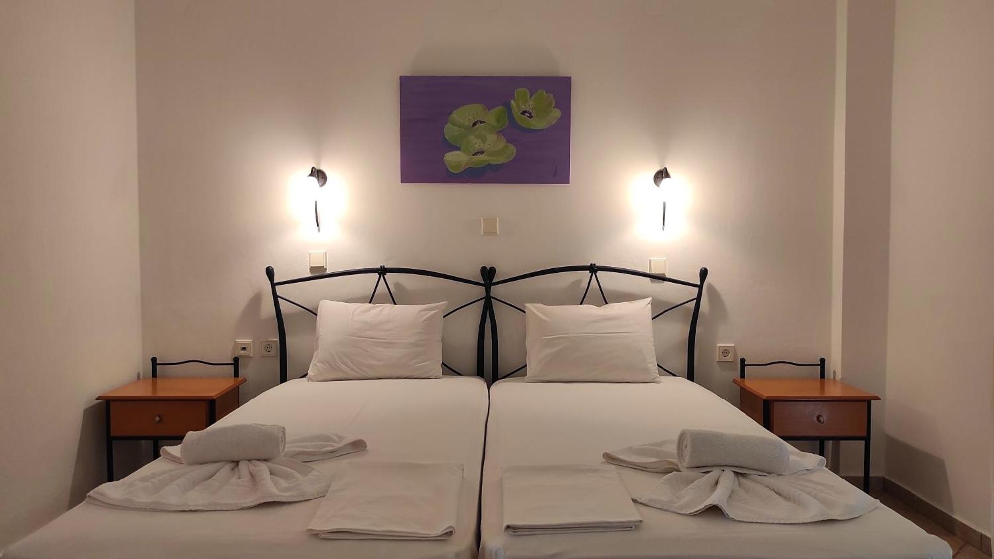 Chrouso Apartments Paliouri Eksteriør billede